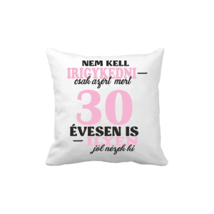 Poénos párna ajándék ötlet: Egyedi minta és felirat alapján készült, ami tökéletes ajándékként szolgál.